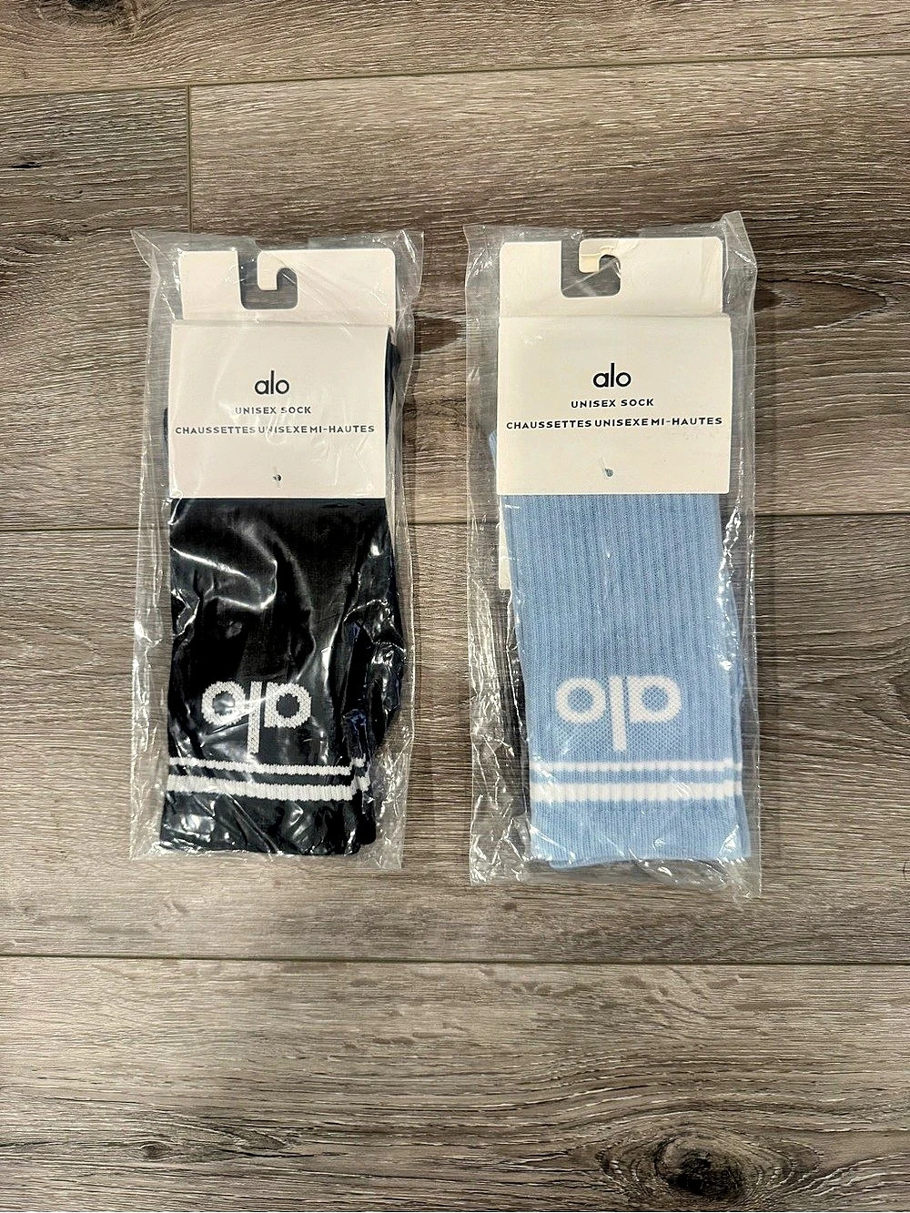 🖤🩵 Alo Yoga Unisex Sock Bundle — 2 Pairs- NWT